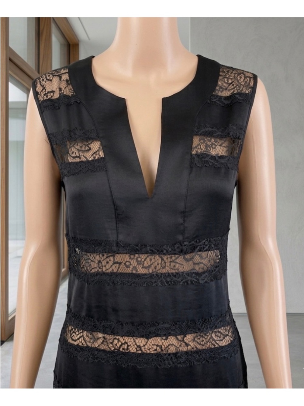BCBG Angie Black Lace Panel Maxi Dress Size M - Picture 4 of 11
